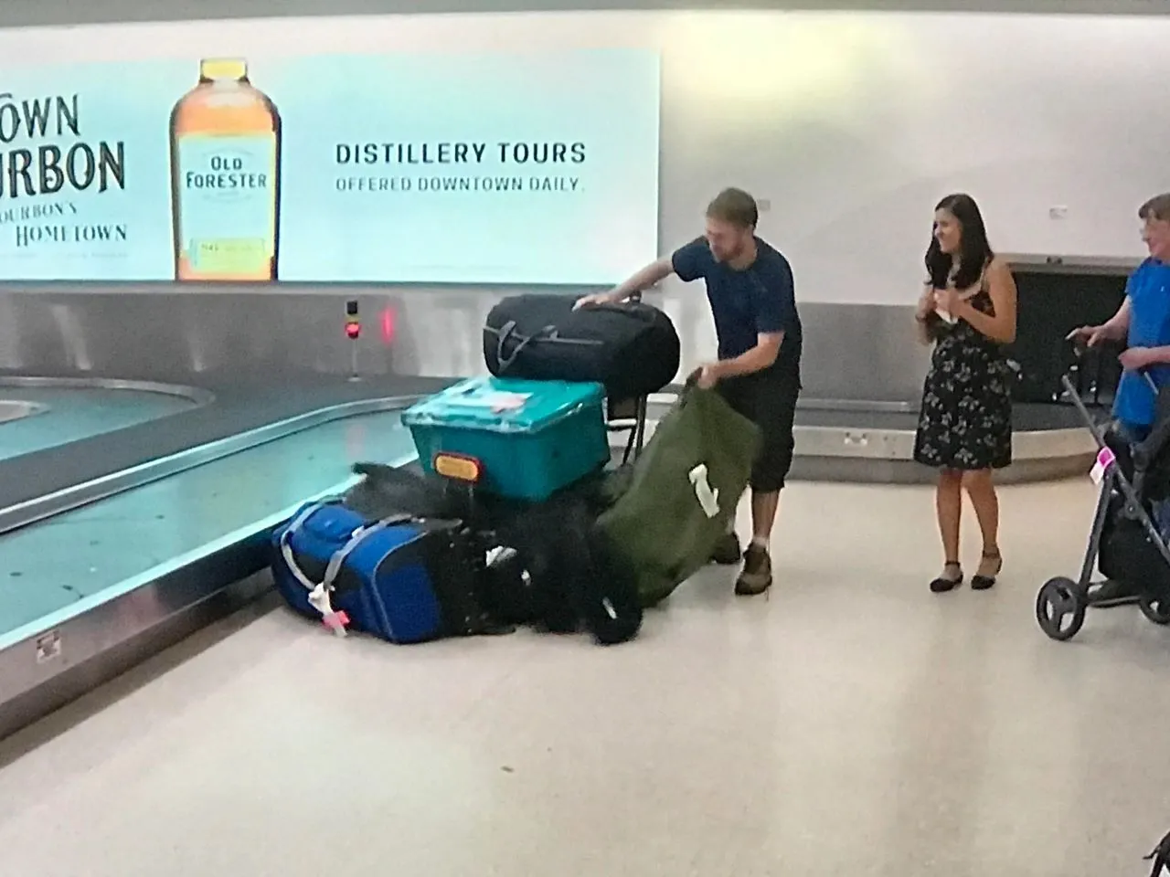 ¿La TSA roba del equipaje facturado?