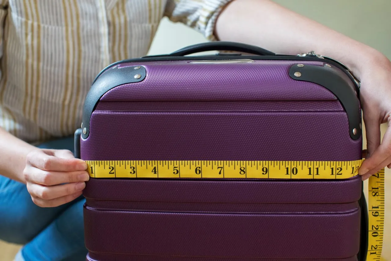 ¿Qué tan estricto es el tamaño del equipaje de mano?