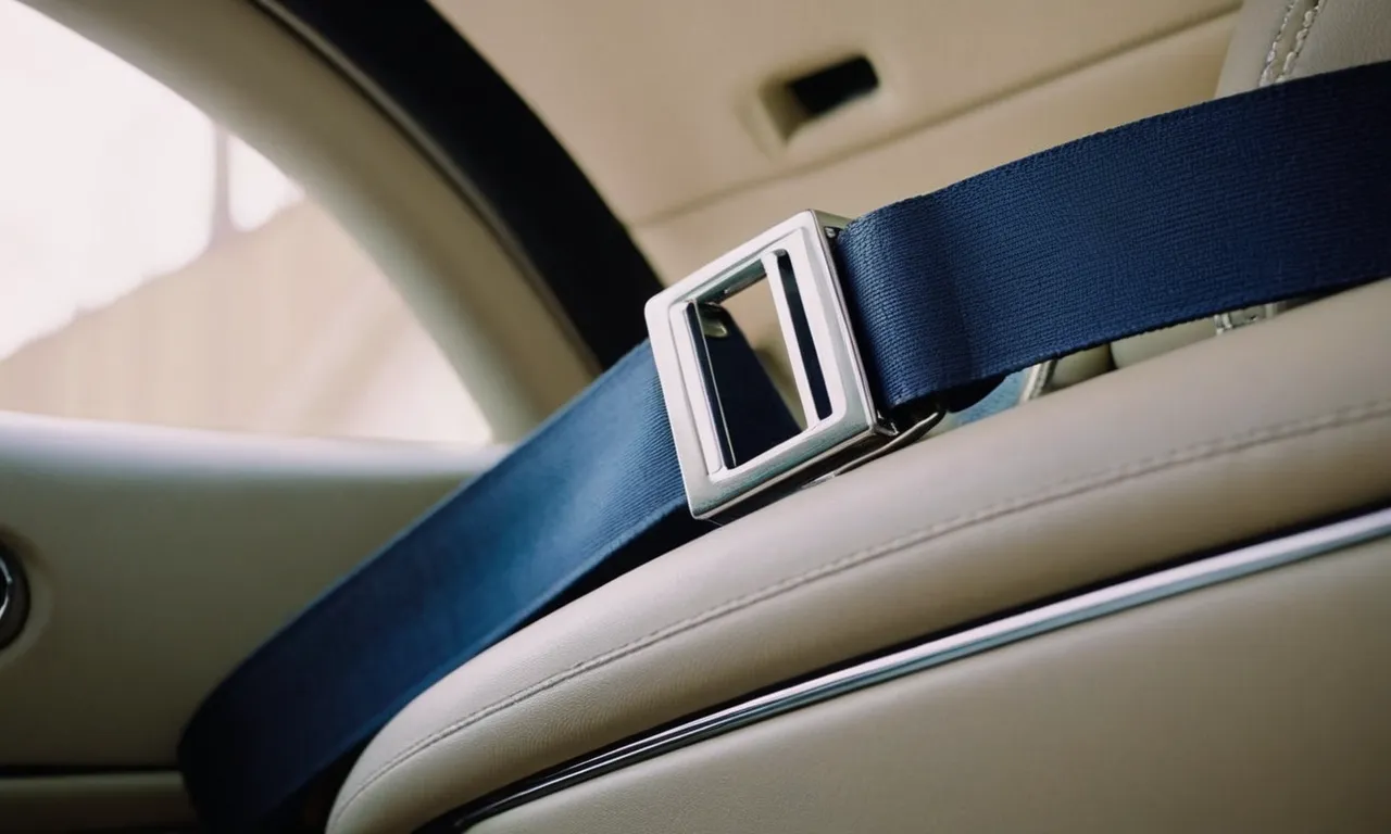 ¿Por qué mi cinturón de seguridad tarda en retraerse y cómo puedo solucionar el problema? ¿Por qué mi cinturón de seguridad tarda en retraerse y cómo puedo solucionar el problema?