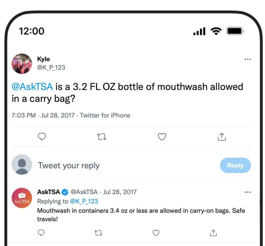 ¿Se puede llevar enjuague bucal en un avión? 2024