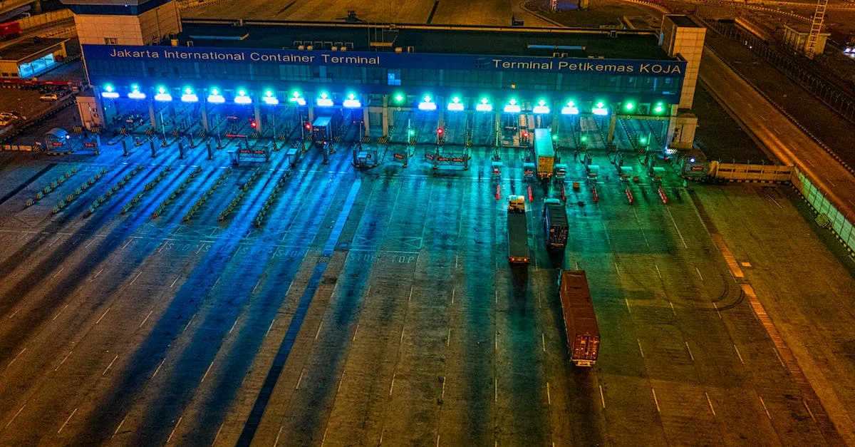 Cómo encontrar su puerta asignada en la Terminal de Autobuses de la Autoridad Portuaria Cómo encontrar su puerta asignada en la Terminal de Autobuses de la Autoridad Portuaria
