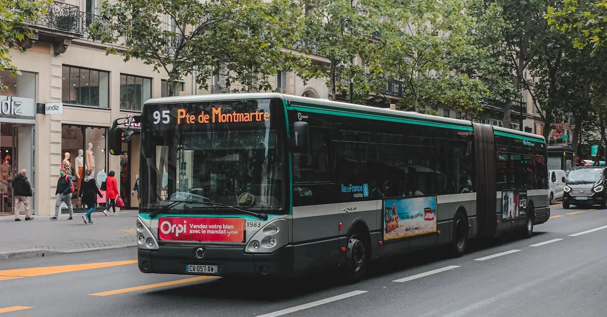 ¿Se les paga a los conductores de autobús en verano?