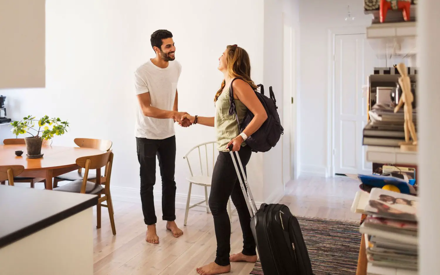 Política de chinches de Airbnb: lo que los anfitriones y los huéspedes deben saber