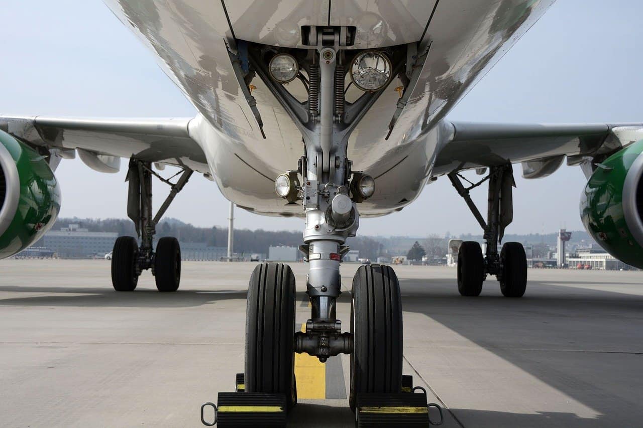 Neumáticos para aviones: comprensión de su tamaño y función