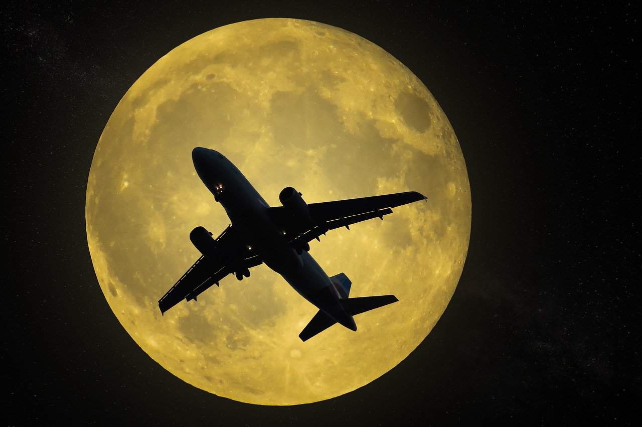 ¿Cómo ven los pilotos de noche? (¿Y qué pueden ver?)