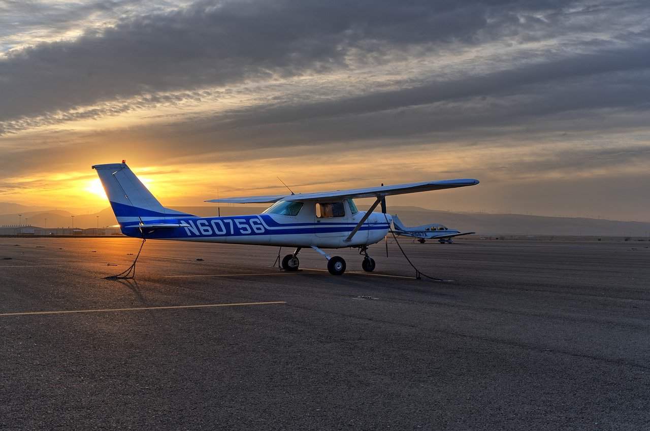 ¿Hasta dónde puede volar un Cessna? (15 modelos populares)