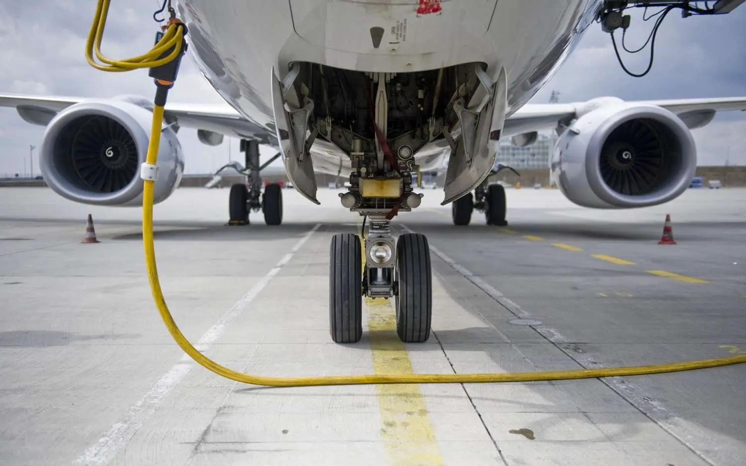 ¿Dónde se almacena el combustible en un avión? Una mirada detallada a los sistemas de combustible de los aviones.