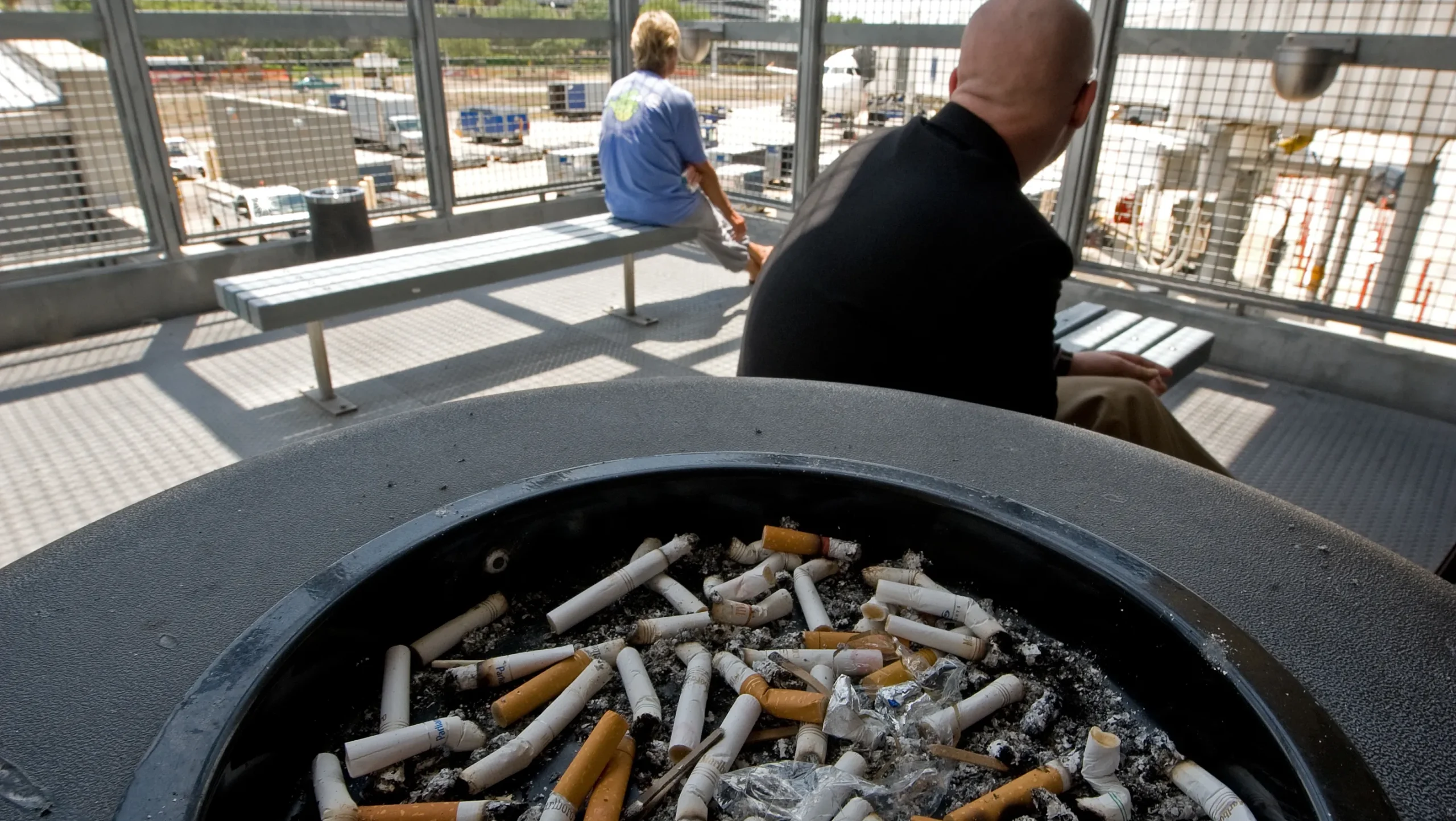 Navegando por las áreas para fumadores del Aeropuerto Internacional de Tampa: una guía completa para fumadores
