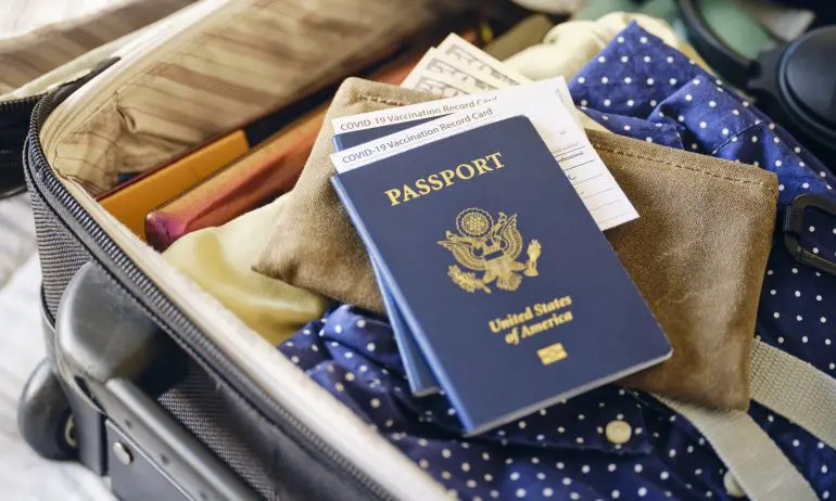 Todo lo que necesitas saber sobre la página de datos personales en tu pasaporte