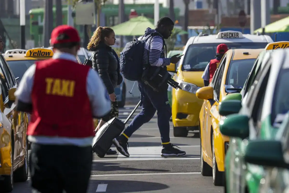 Uber, Lyft y Taxi: ¿Qué opción de viaje compartido es mejor para usted?