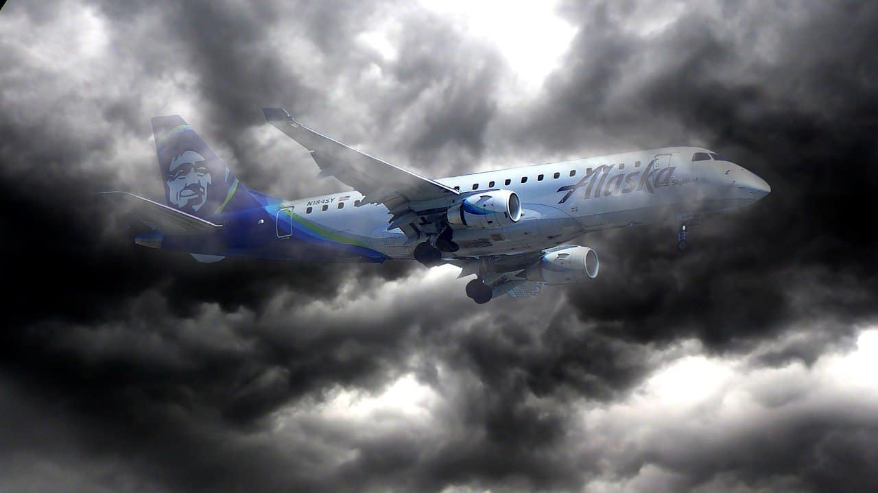 "¡Primero de Mayo! ¡Primero de Mayo! ¡Primero de Mayo!": Entendiendo la llamada de emergencia de la aviación