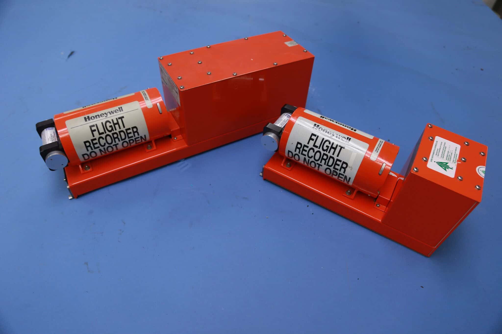 ¿Qué es una caja negra? (Comprender sus componentes y datos) ¿Qué es una caja negra? (Comprender sus componentes y datos)