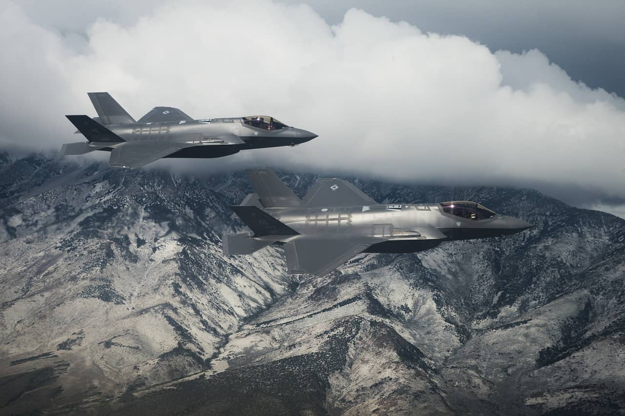 ¿Cuánto cuesta un avión de combate F-35?