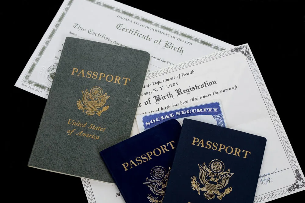 El lugar de nacimiento en el pasaporte es diferente al del certificado de nacimiento.