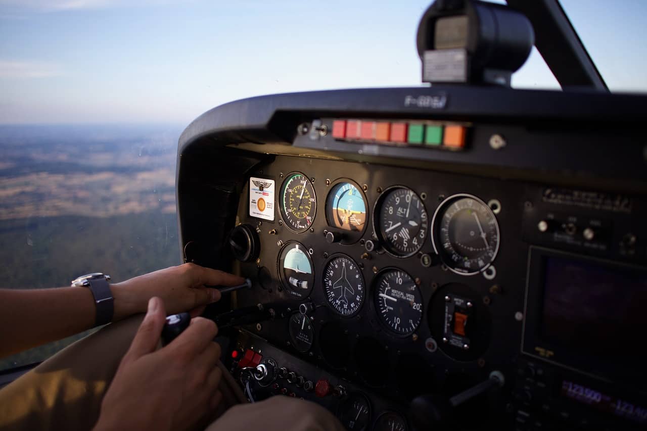 La importancia del practicaje en la aviación: una guía