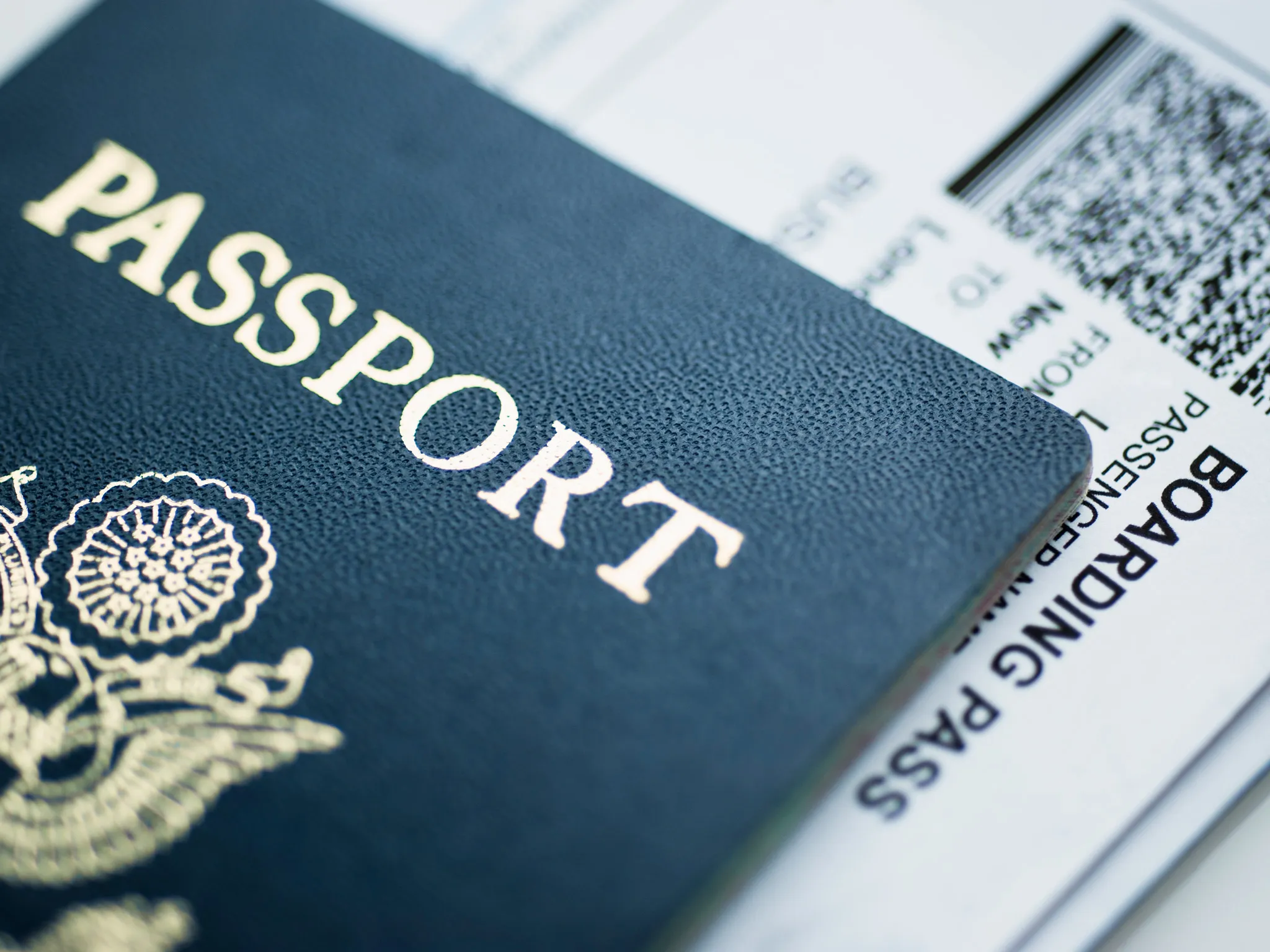 ¿Qué hacer si solo recibe su pasaporte sin tarjeta de pasaporte?