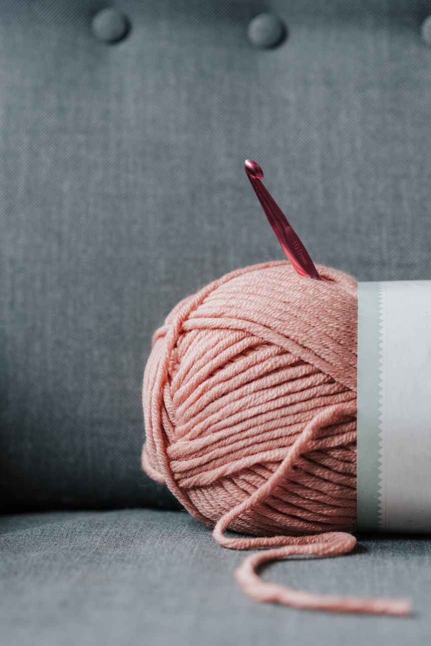 ¿Puedes llevar agujas de crochet en un avión? 2024