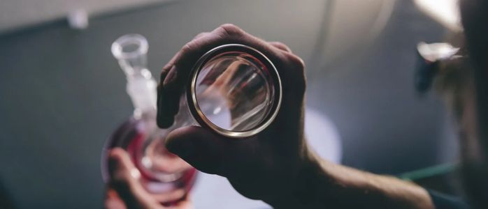 ¿Puedes llevar una pipa de agua en un avión? Navegando por las regulaciones de la TSA