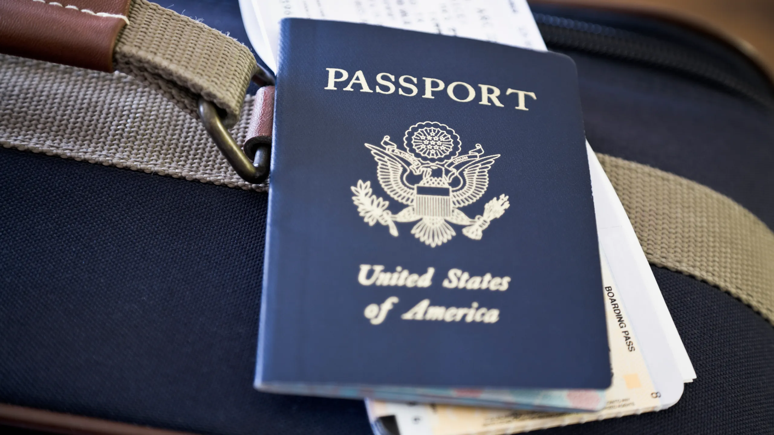 ¿Qué puede hacer alguien con su número de pasaporte? Una guía detallada