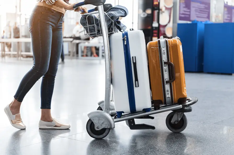 ¿Qué tan estricto es Ryanair en cuanto al tamaño del equipaje de mano?