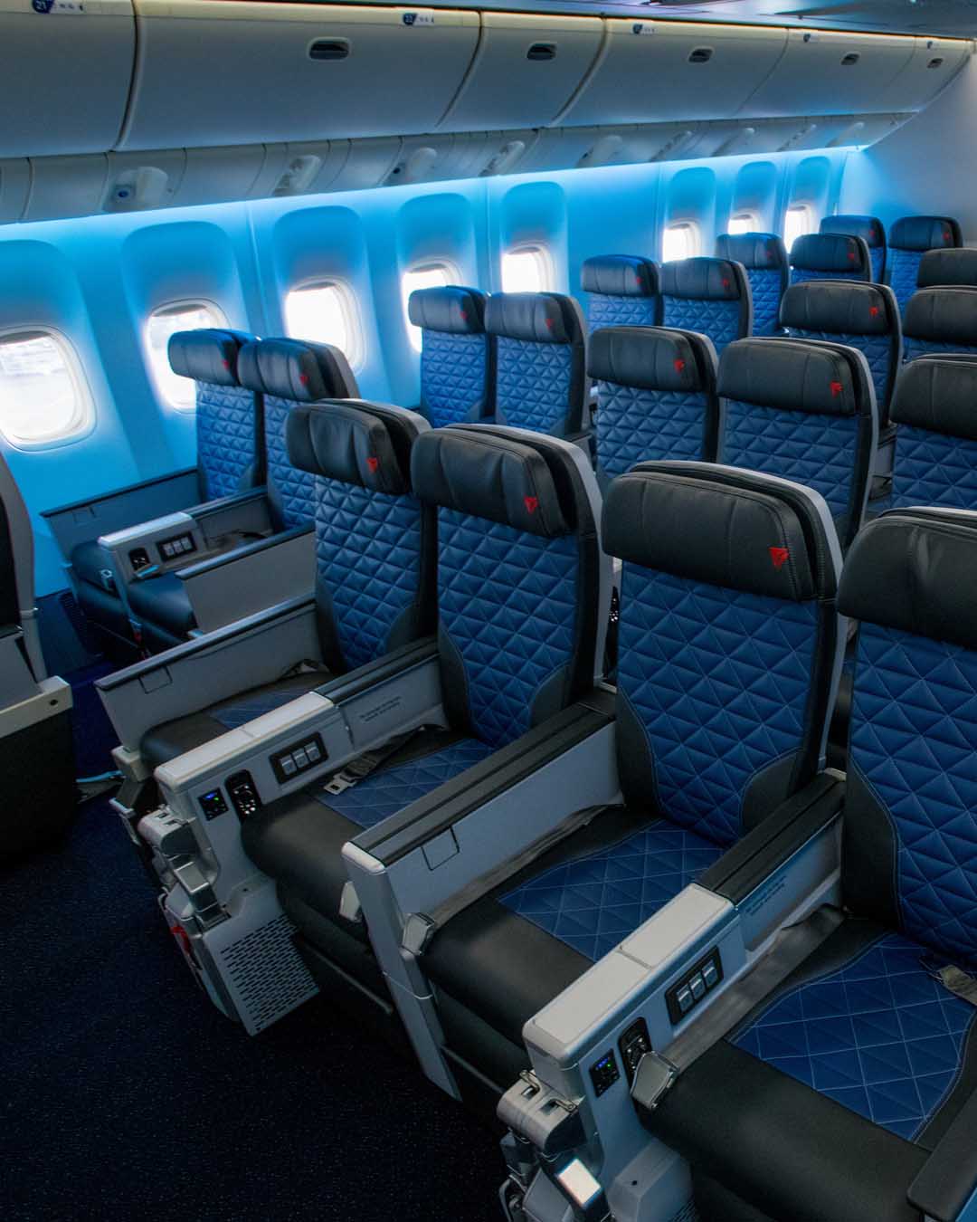 ¿Vale la pena pagar por elegir asientos en los vuelos?
